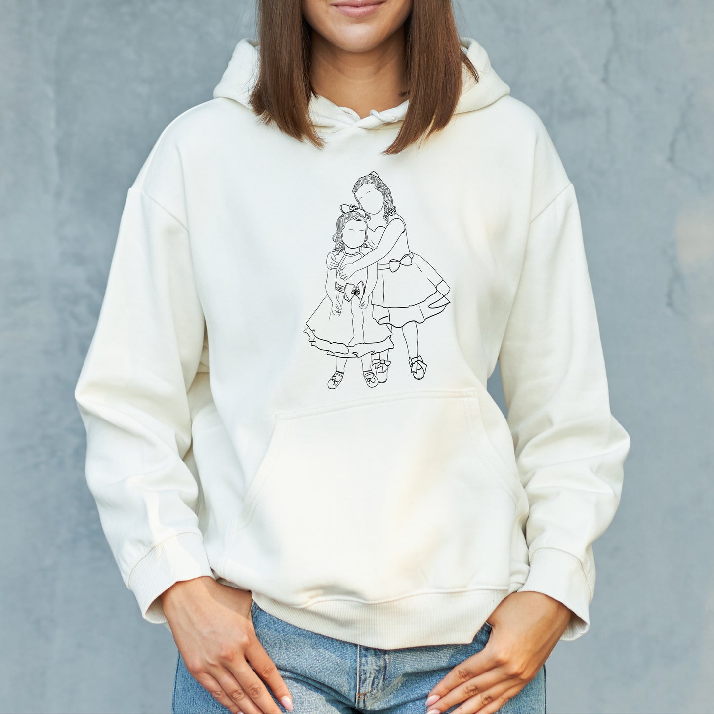 Custom faceless portrait hoodie, personalized Christmas gift sweatshirt for family or couple.
Personalized hoodie with family illustration, cozy holiday gift idea for mom or partner.
