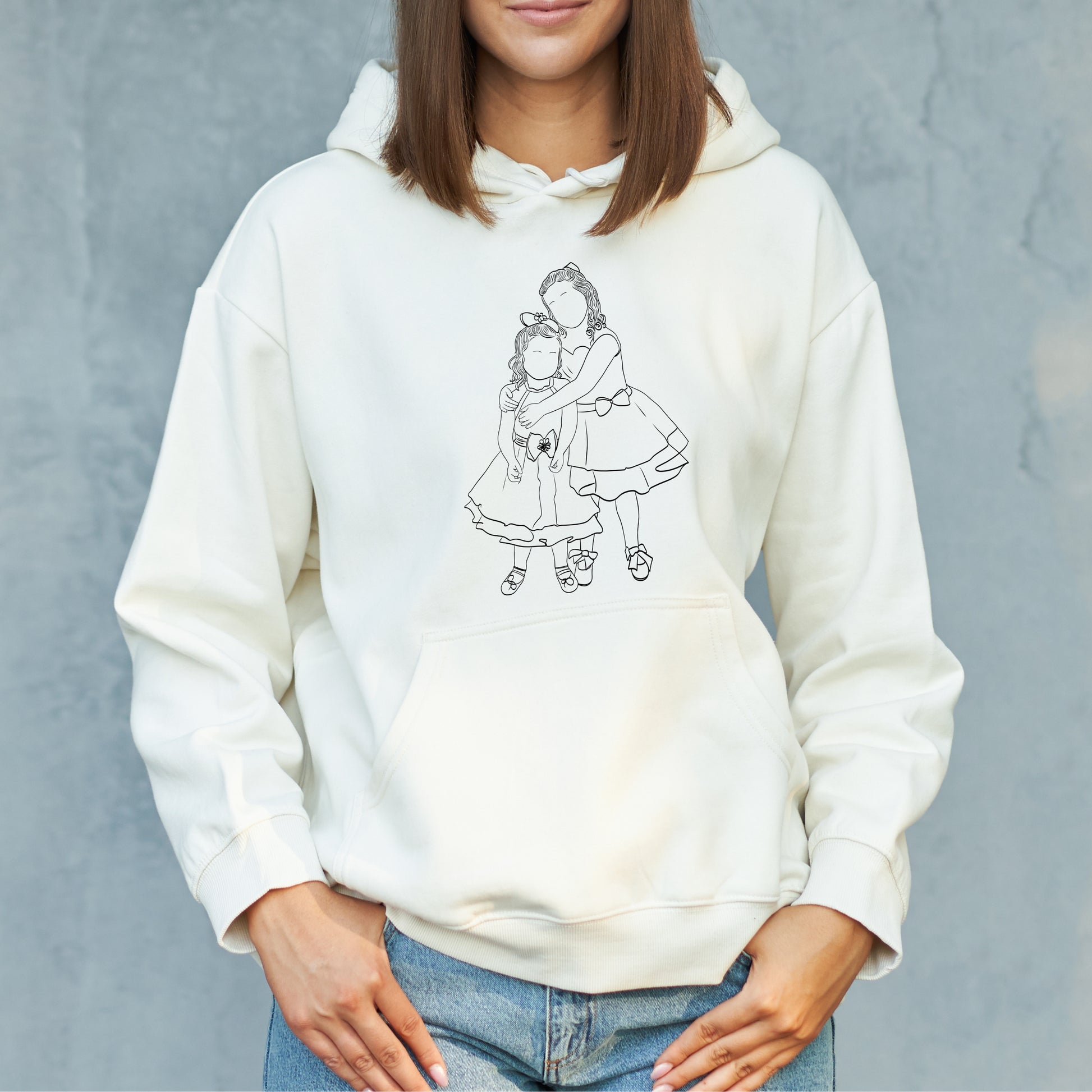 Custom faceless portrait hoodie, personalized Christmas gift sweatshirt for family or couple.
Personalized hoodie with family illustration, cozy holiday gift idea for mom or partner.
