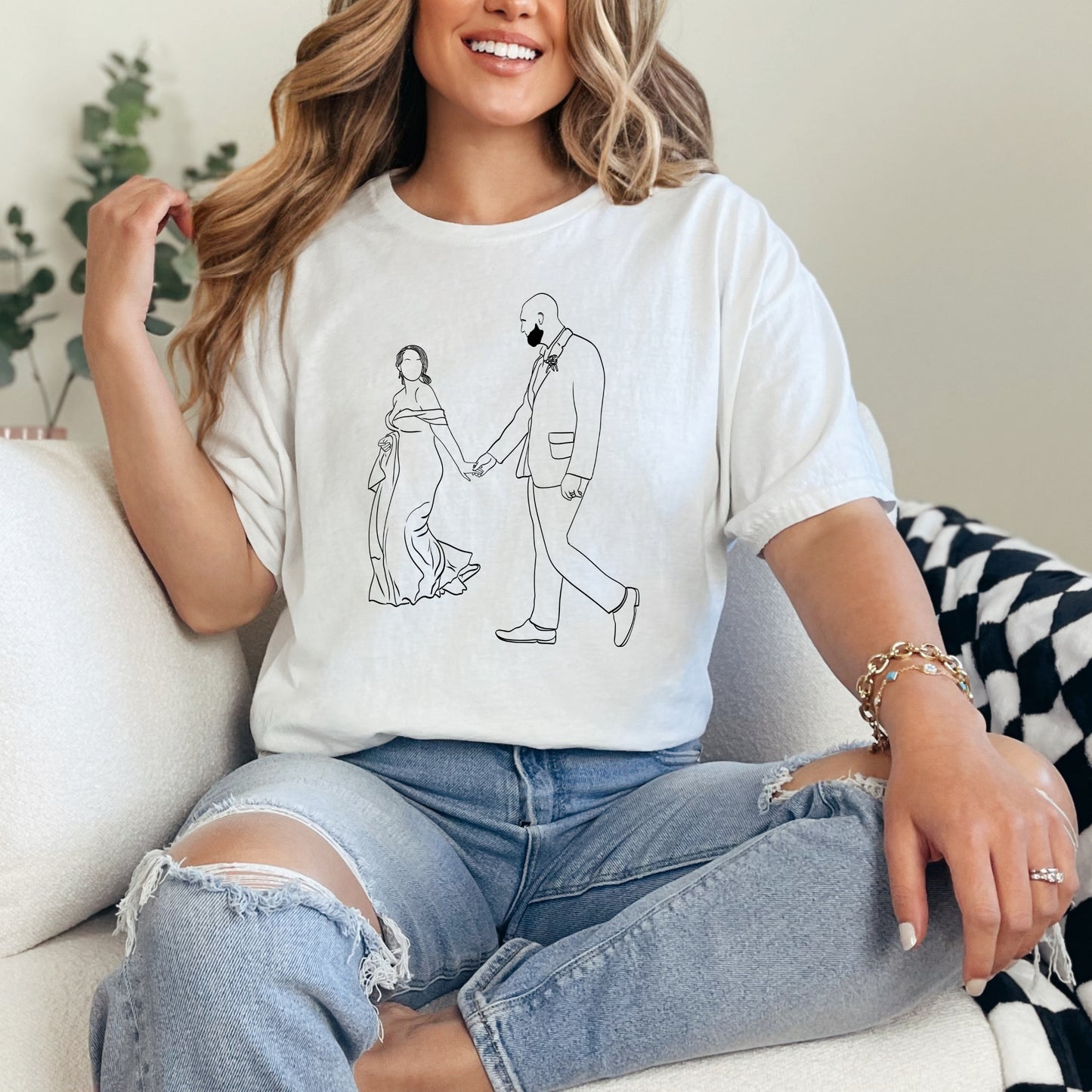 Faceless portrait t-shirt, custom minimalist art tee featuring personalized silhouette design,  perfect unique gift for couples and friends